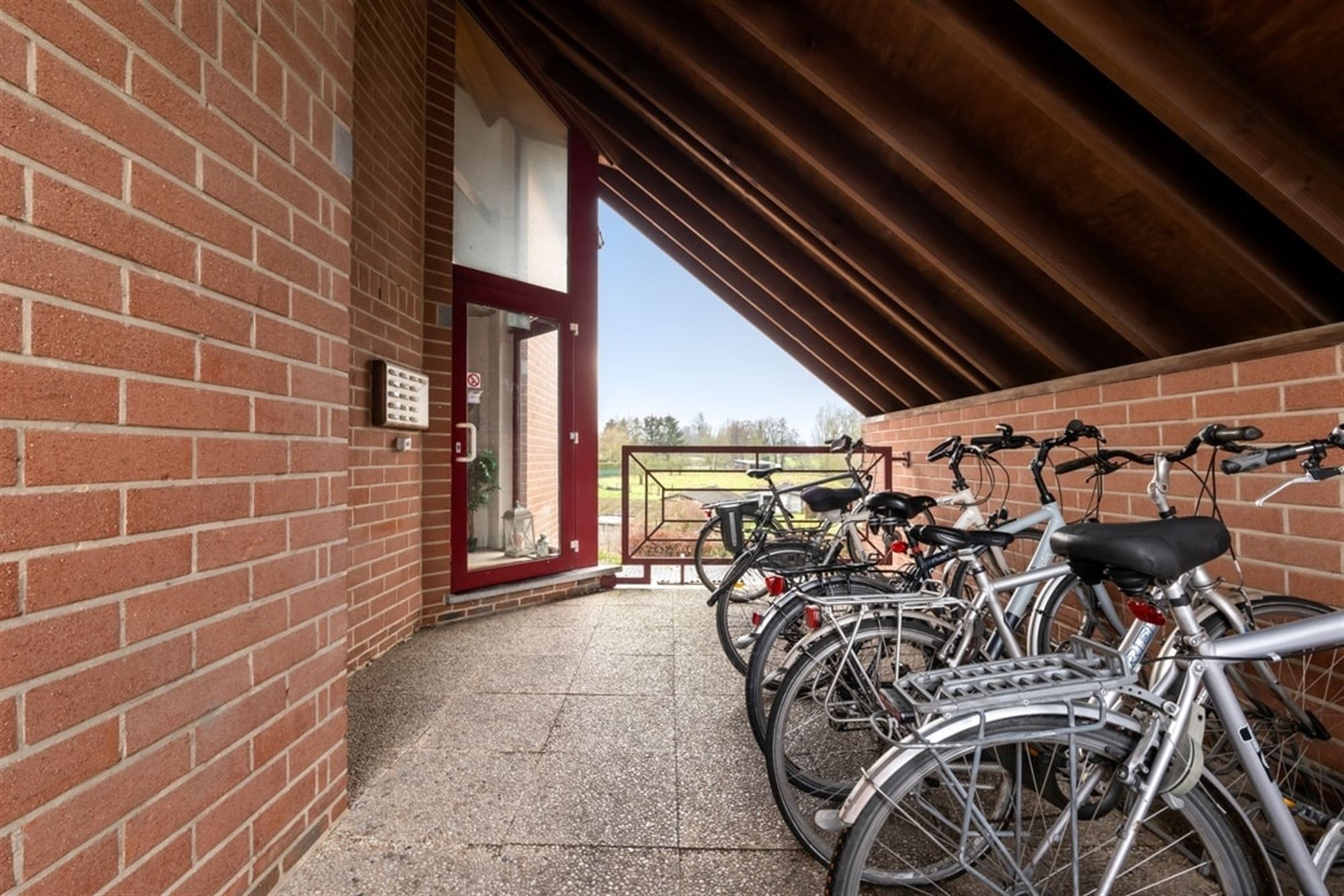 STUDENTHUIS MET 12 KAMERS IN DIEPENBEEK foto 8