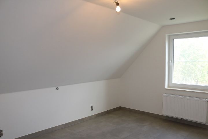 Toffe instapklare woning met 3 slaapkamers en carport foto 14
