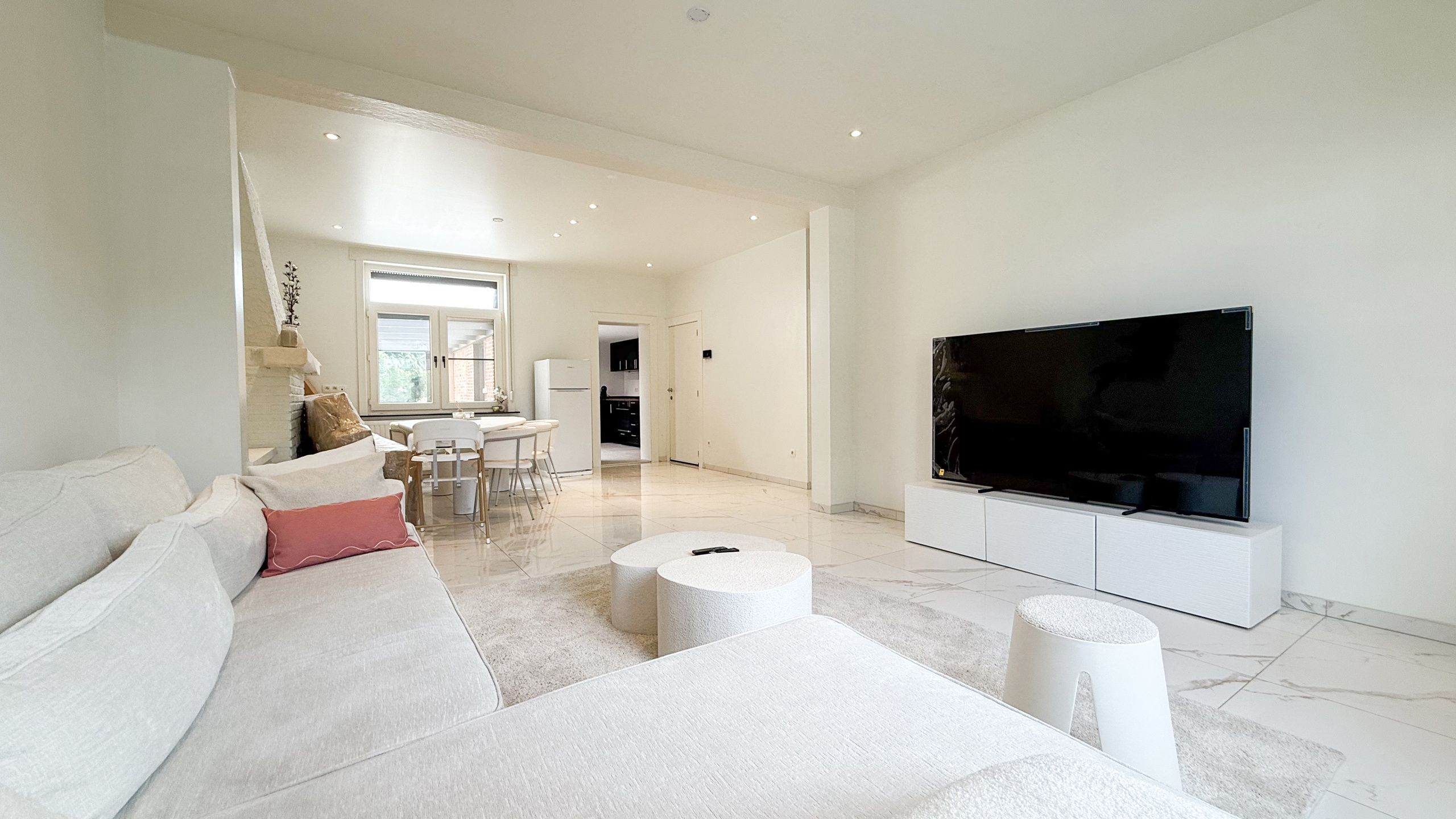 Karaktervolle woning met moderne afwerking en zonnige tuin! foto 4