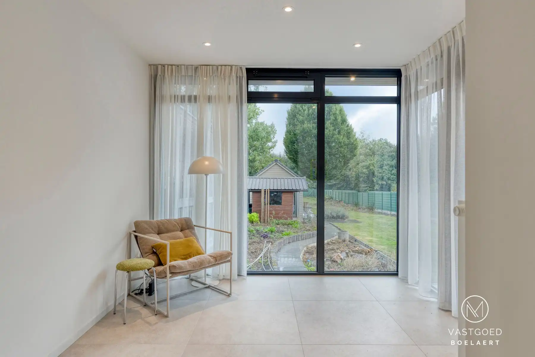 Volledig gerenoveerde woning met idyllische tuin en polyvalent bijgebouw in Aspelare foto 12