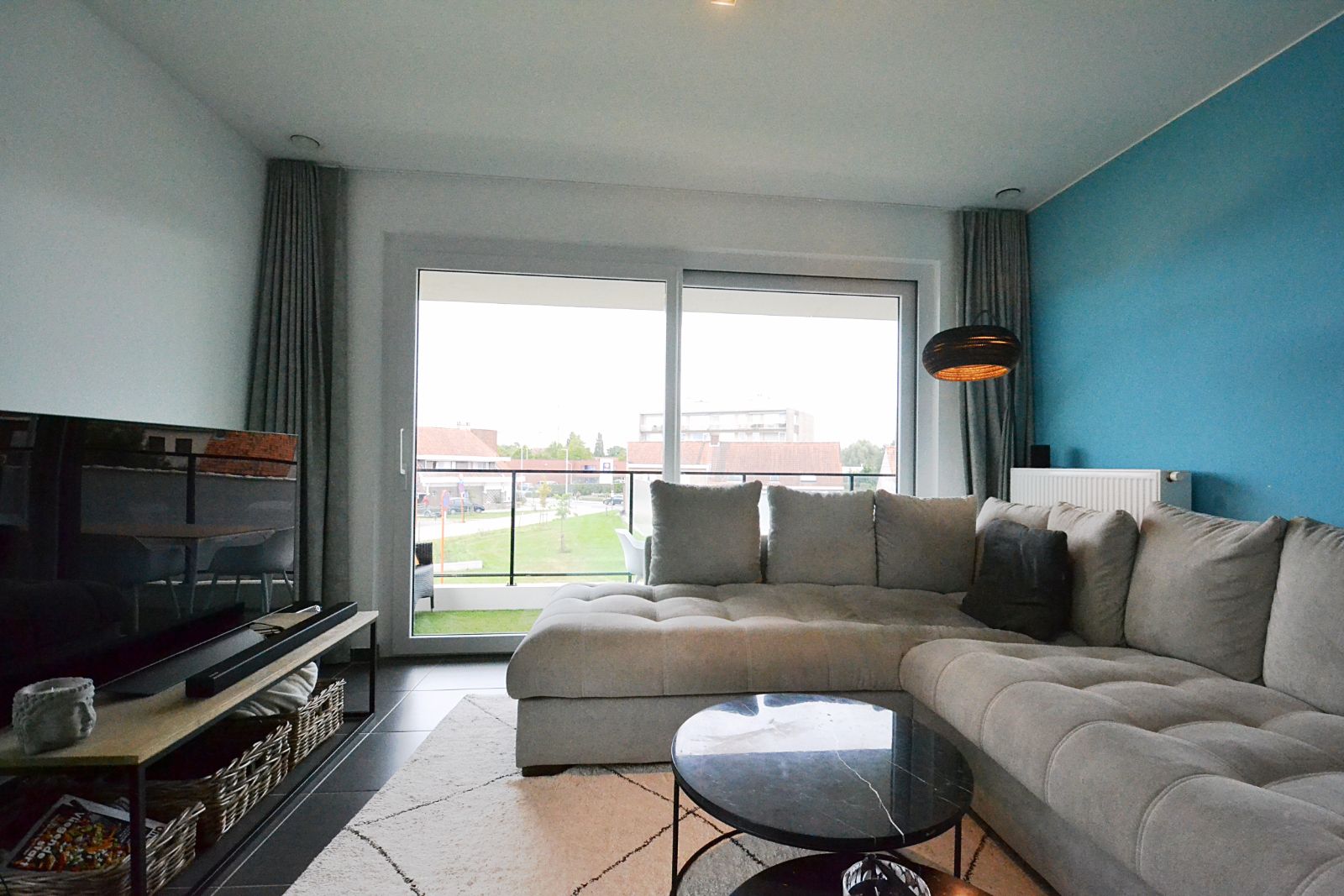 Prachtig afgewerkt appartement met 2 slaapkamers foto 3