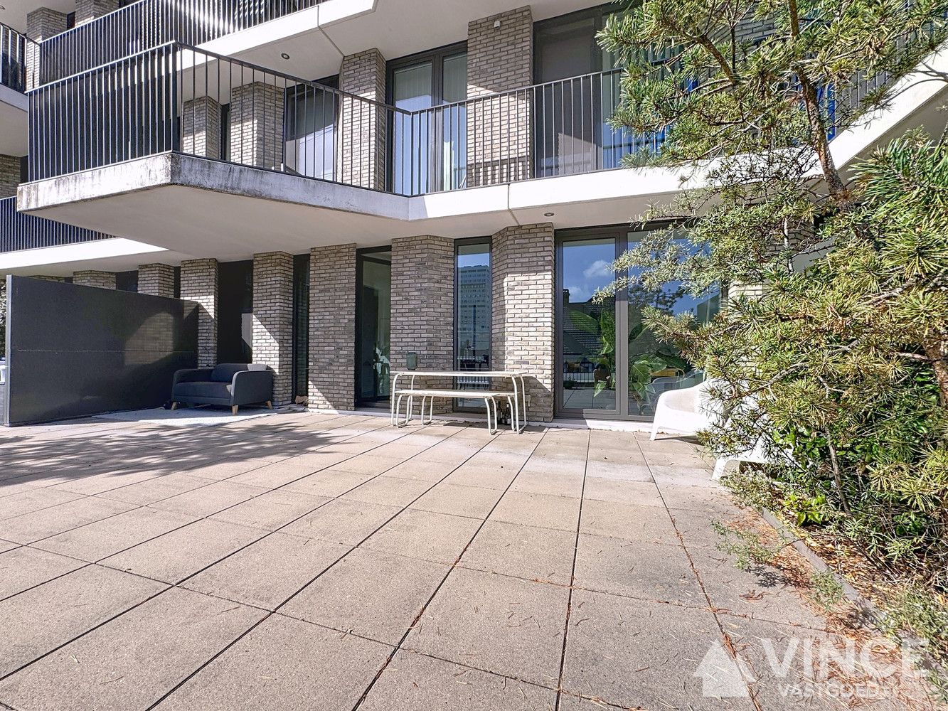 Stijlvol 1-slaapkamerappartement met gigantisch terras in gebouw Cadix foto 14