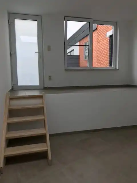 Verhuurd appartement gerenoveerd in 2019, energielabel C foto 13