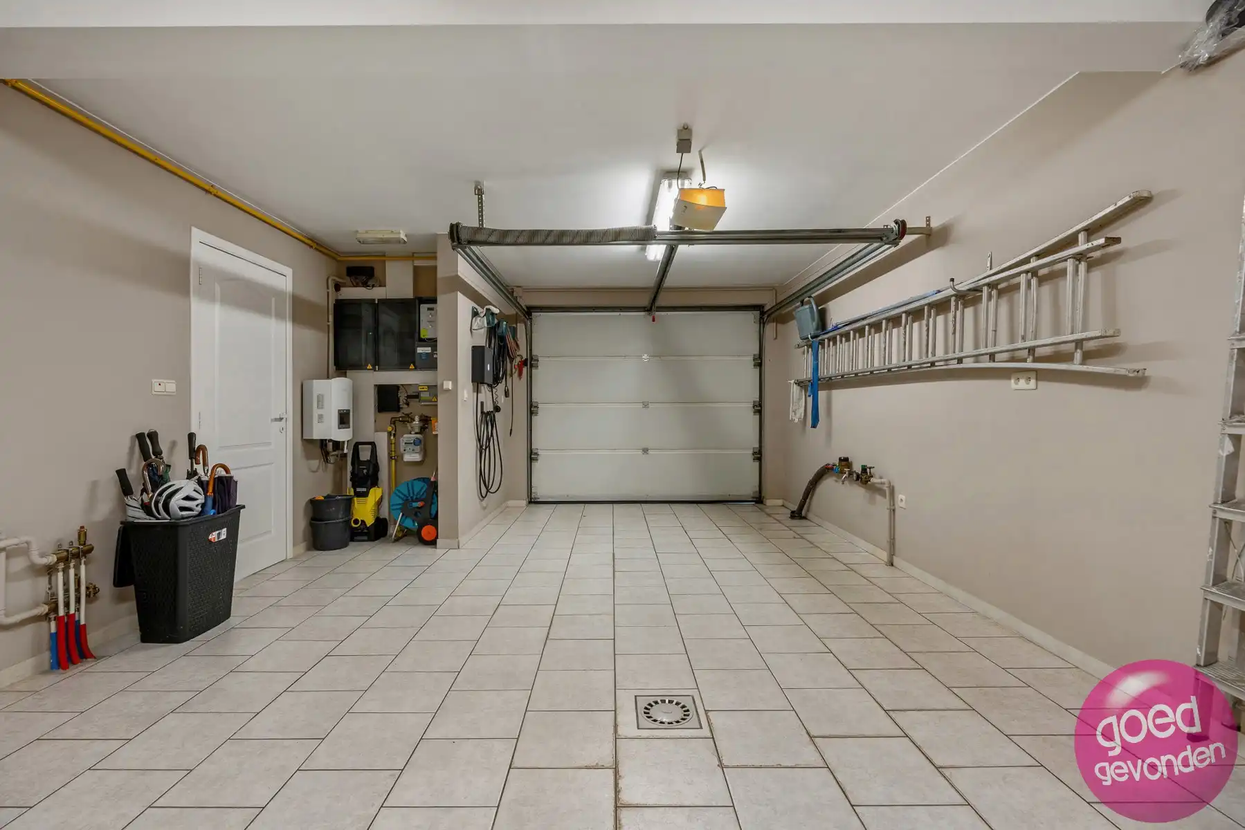 WONING - 3 SLK - 2 BDK - TUIN - TERRAS - GARAGE - PARKING foto 4