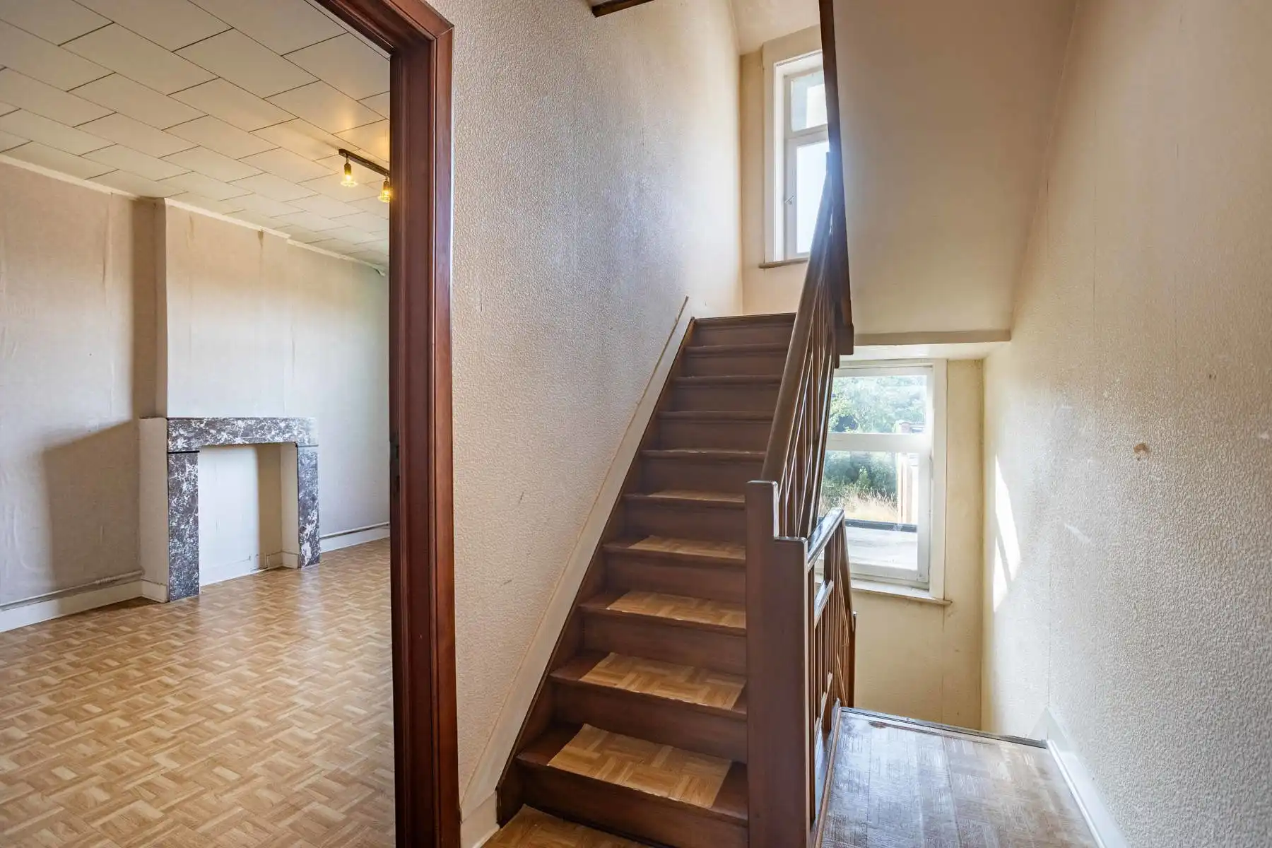 Te renoveren woning op topligging te Aalst!  foto 13