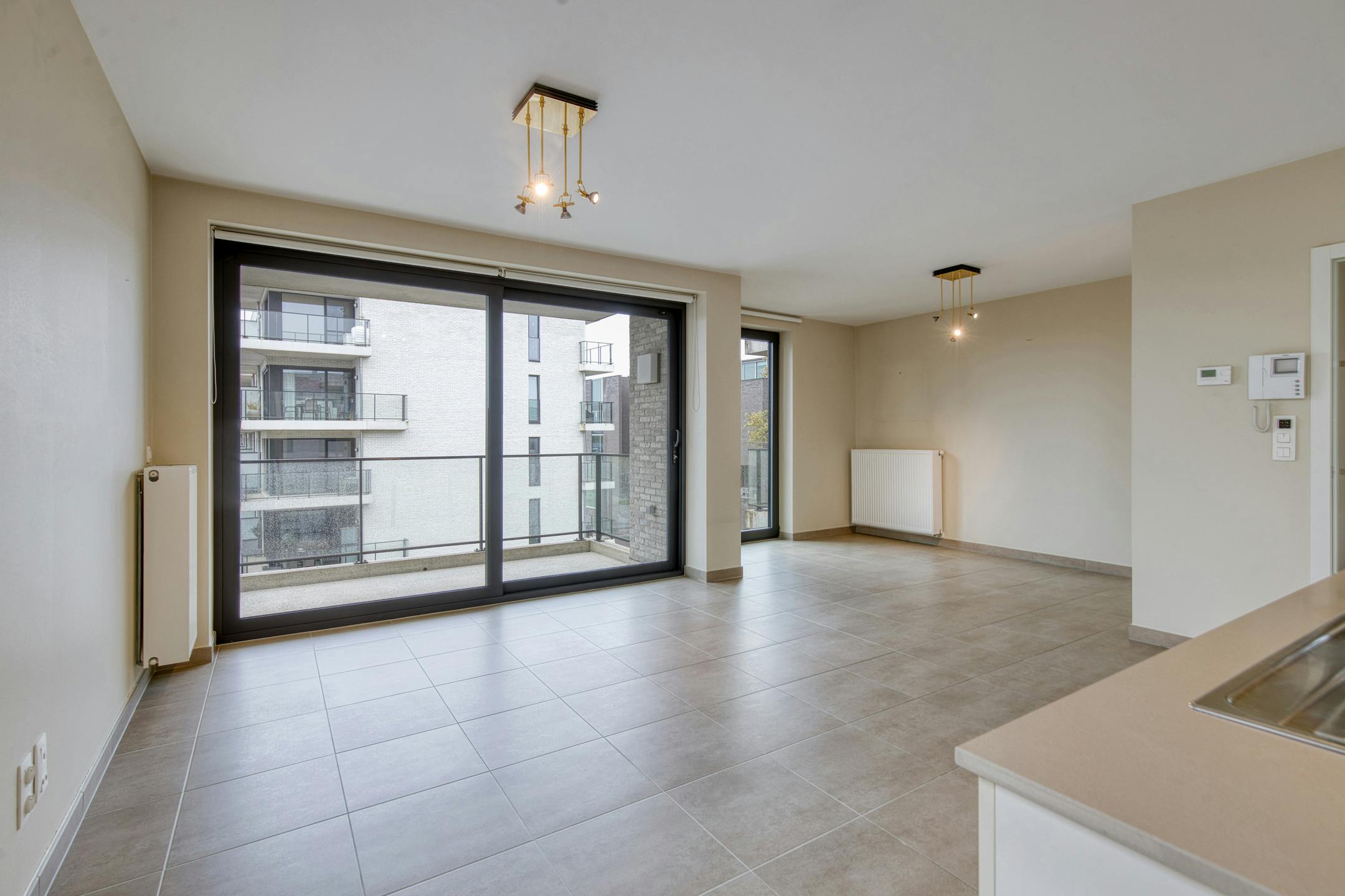 Instapklaar appartement te koop in centrum Waregem foto 4