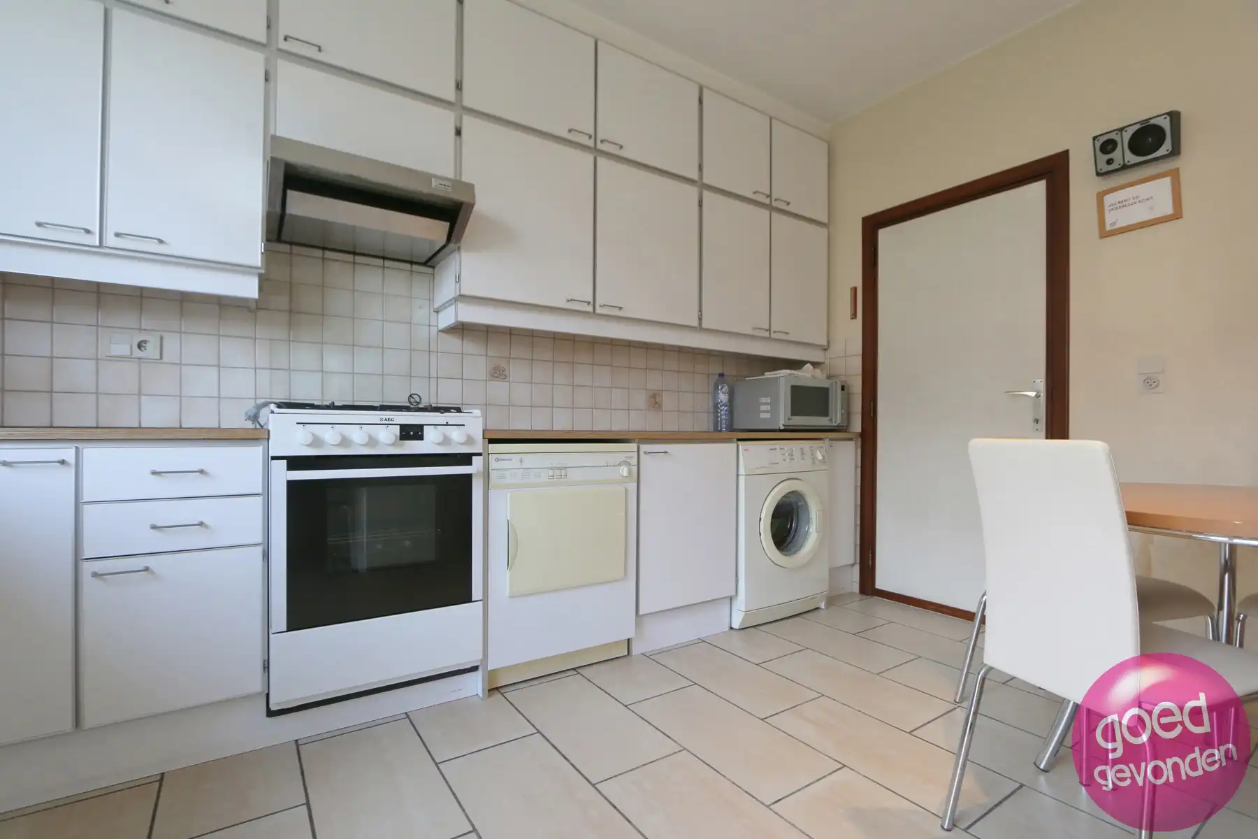 GELIJKVLOERSE WONING - 4 SLK - TUIN - GARAGE - CENTRAAL - RUST foto 11