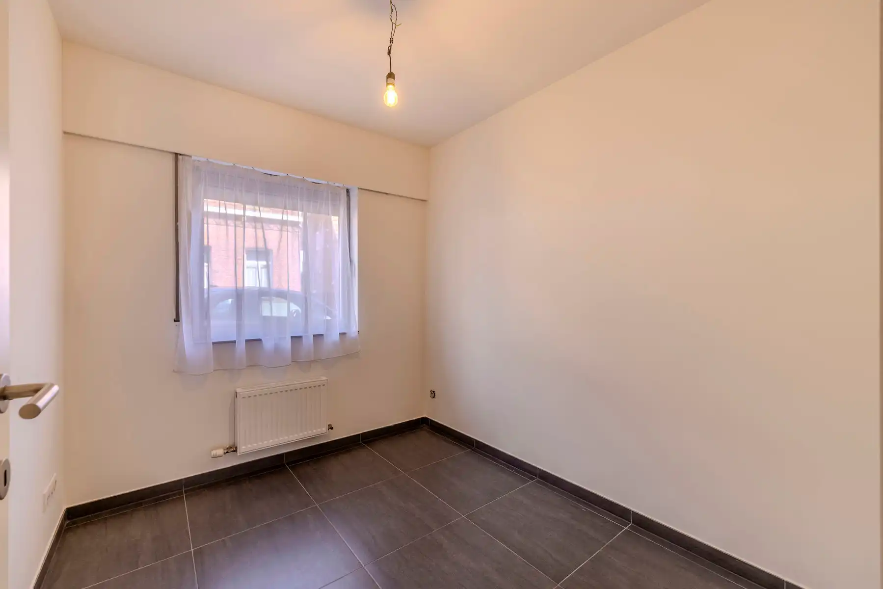 Instapklaar gelijkvloers appartement (97 m²) + parkeerplaats foto 12