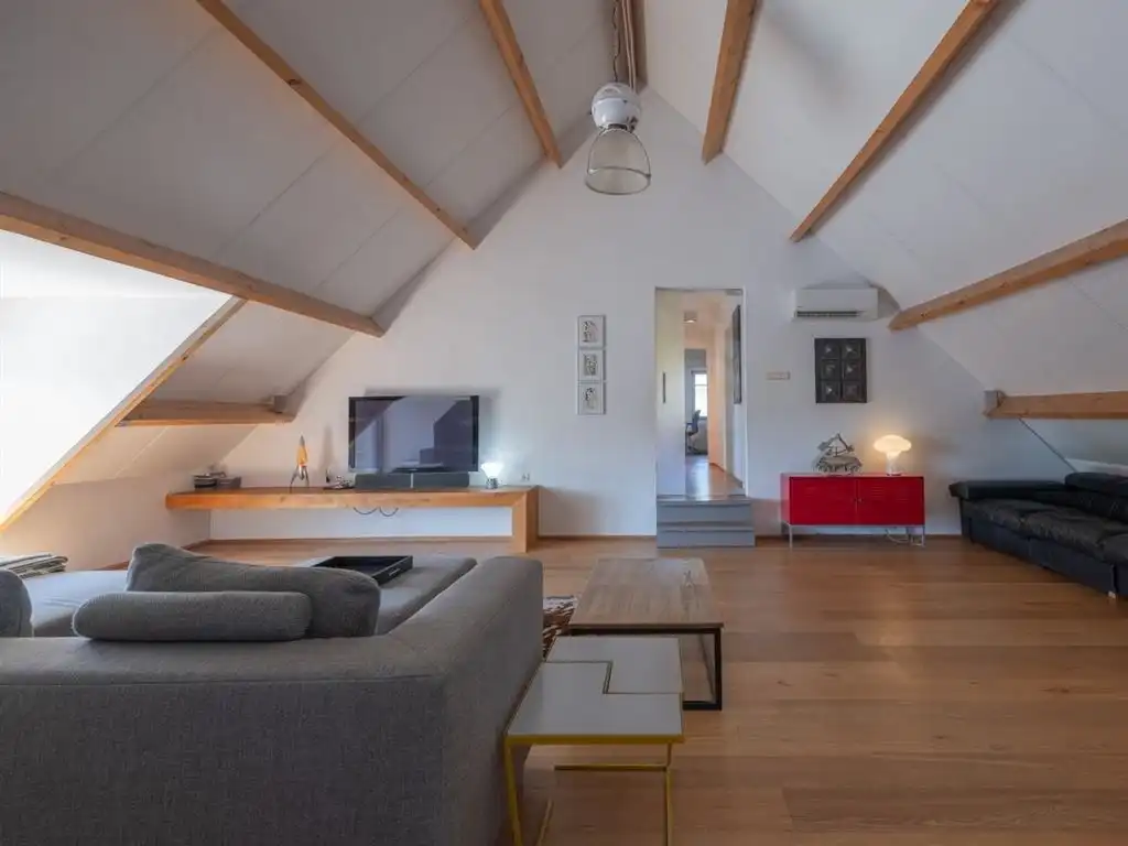 Unieke karakterhoeve met loftsfeer, design, verwarmd zwembad & poolhouse foto 9