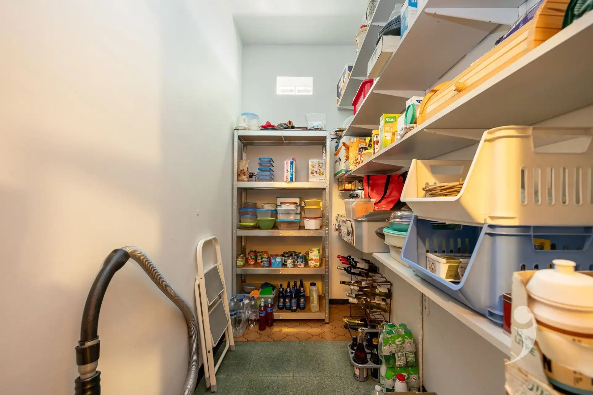 Ruime bungalow op een mooi perceel! foto 21