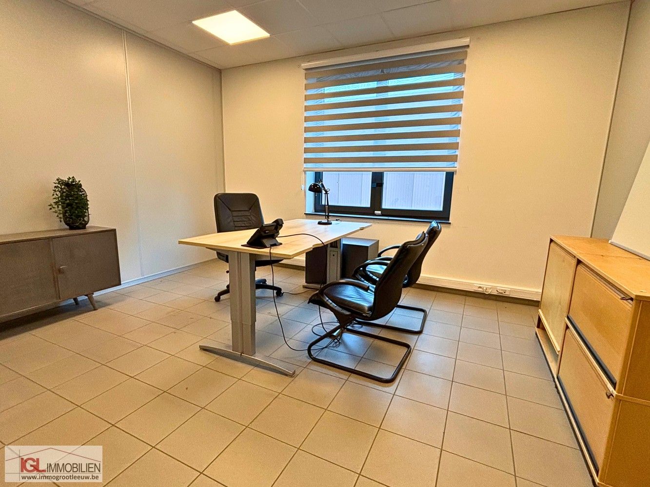 Flexibele bureauruimte met vergaderruimtes en parkeerplaatsen in Drogenbos foto 4