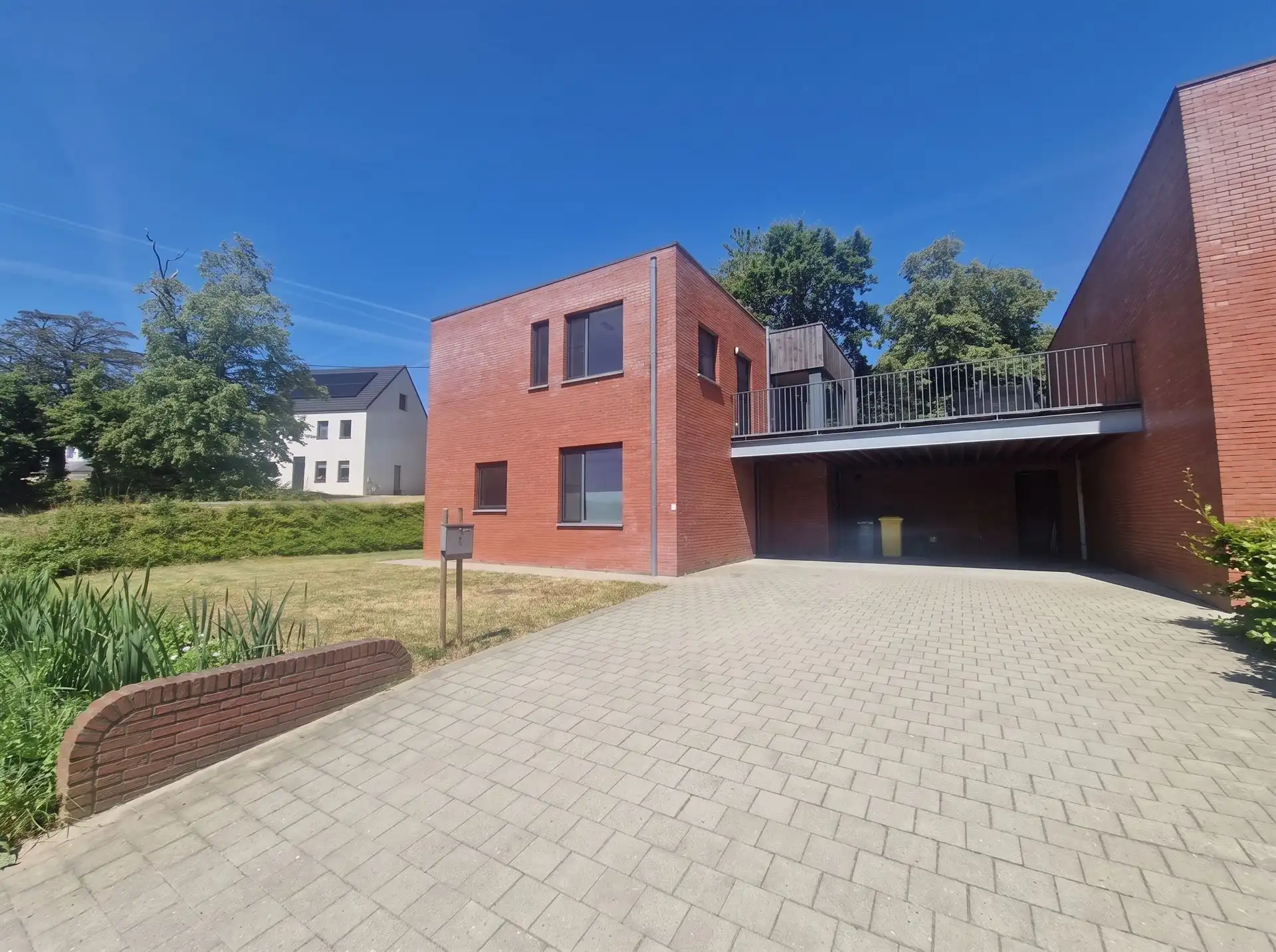 Instapklare woning met 3 slpk en zonnig terras foto 16