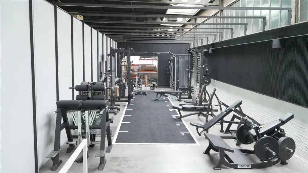 Magazijn met kantoren op toplocatie in Zwijnaarde foto 29