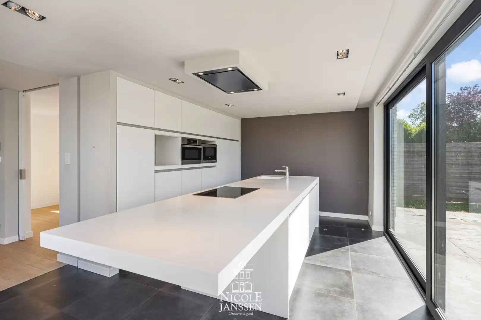 Energiezuinige villa met vijf slaapkamers in een rustige, groene omgeving  foto 13