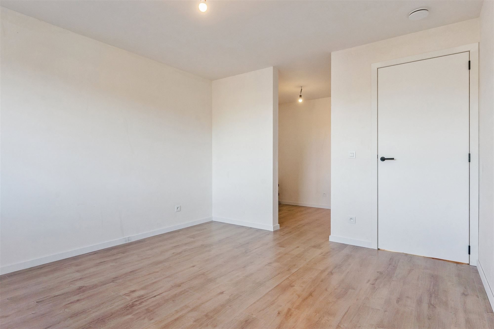 NIEUWBOUW OPEN BEBOUWING MET UITERST KWALITATIEVE EN ENERGETISCHE AFWERKING TE BERINGEN  6% BTW MOGELIJK foto 12