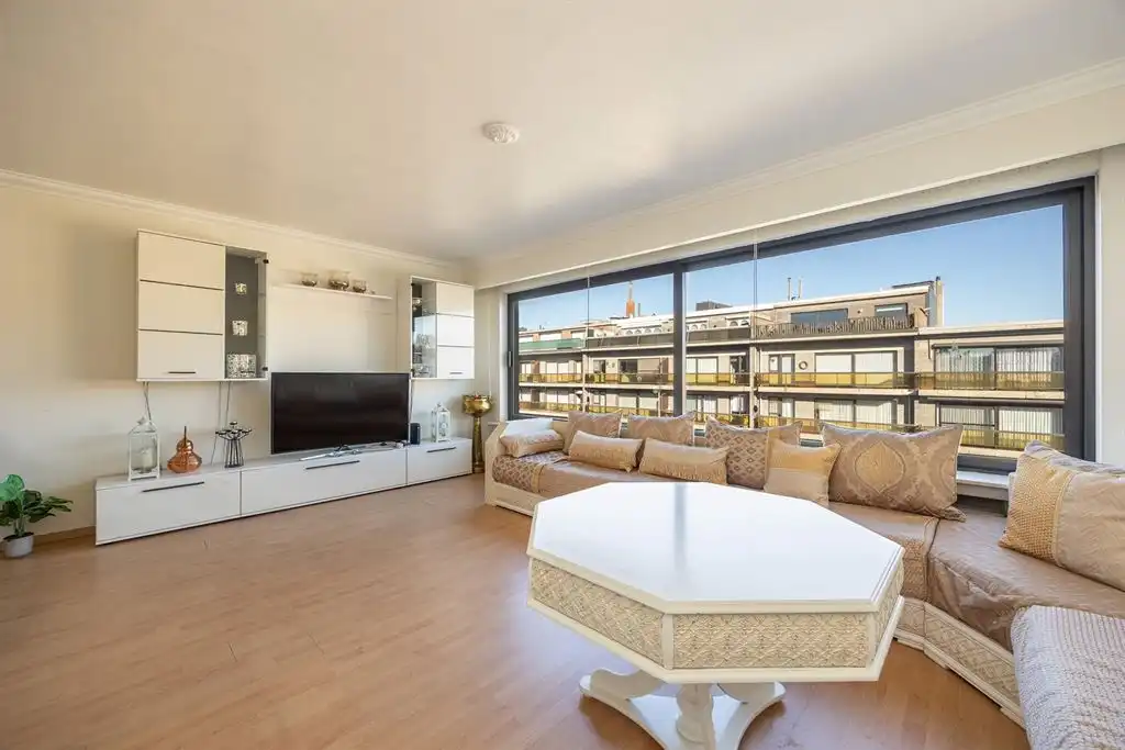 Hoekappartement met 3 slaapkamers en terrasje foto 2