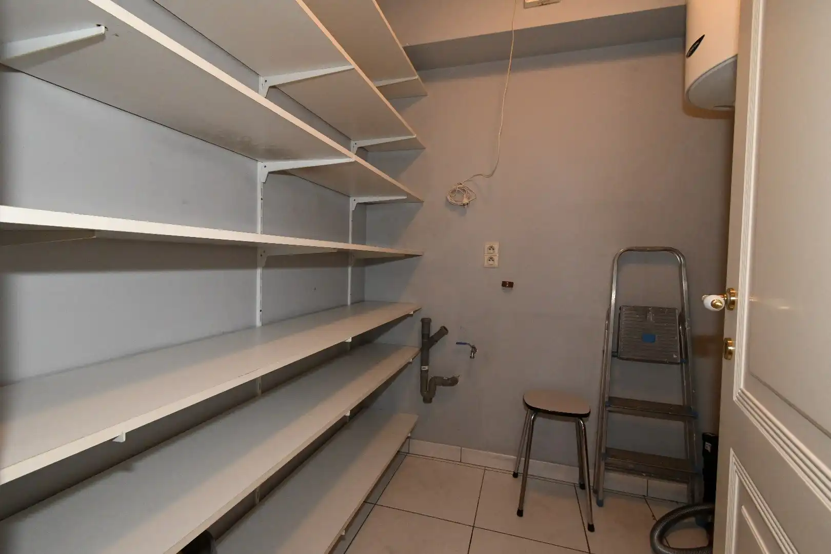 Instapklaar appartement met 2  slpk. en garage gelegen centrum Maldegem foto 17