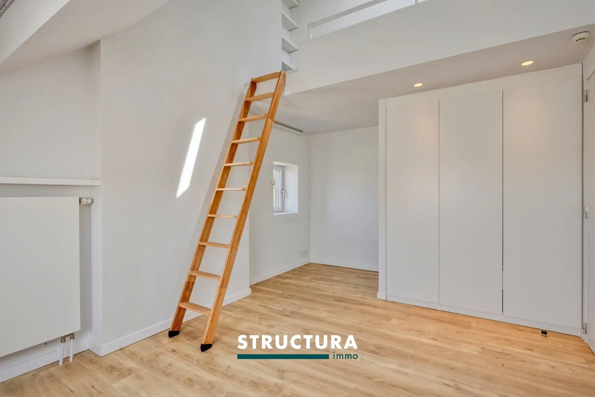 Woning met zwembad  foto 20