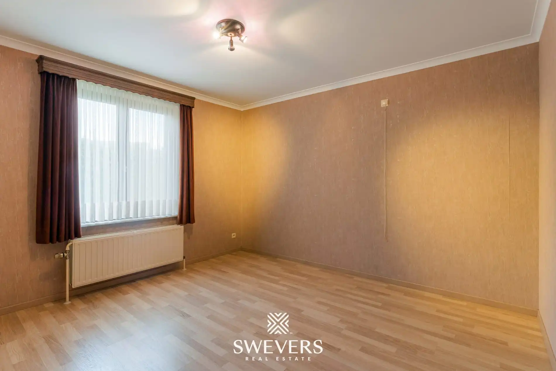 Open bebouwing met drie slaapkamers en uitzonderlijke kelder in Houthalen foto 23