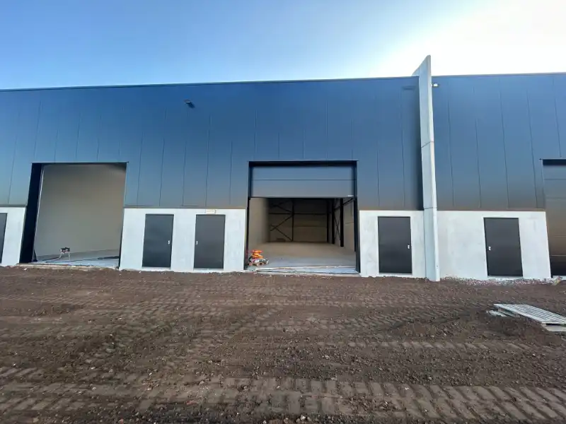 Nieuw businesspark – Moderne bedrijfsruimtes te huur foto {{pictureIndex}}