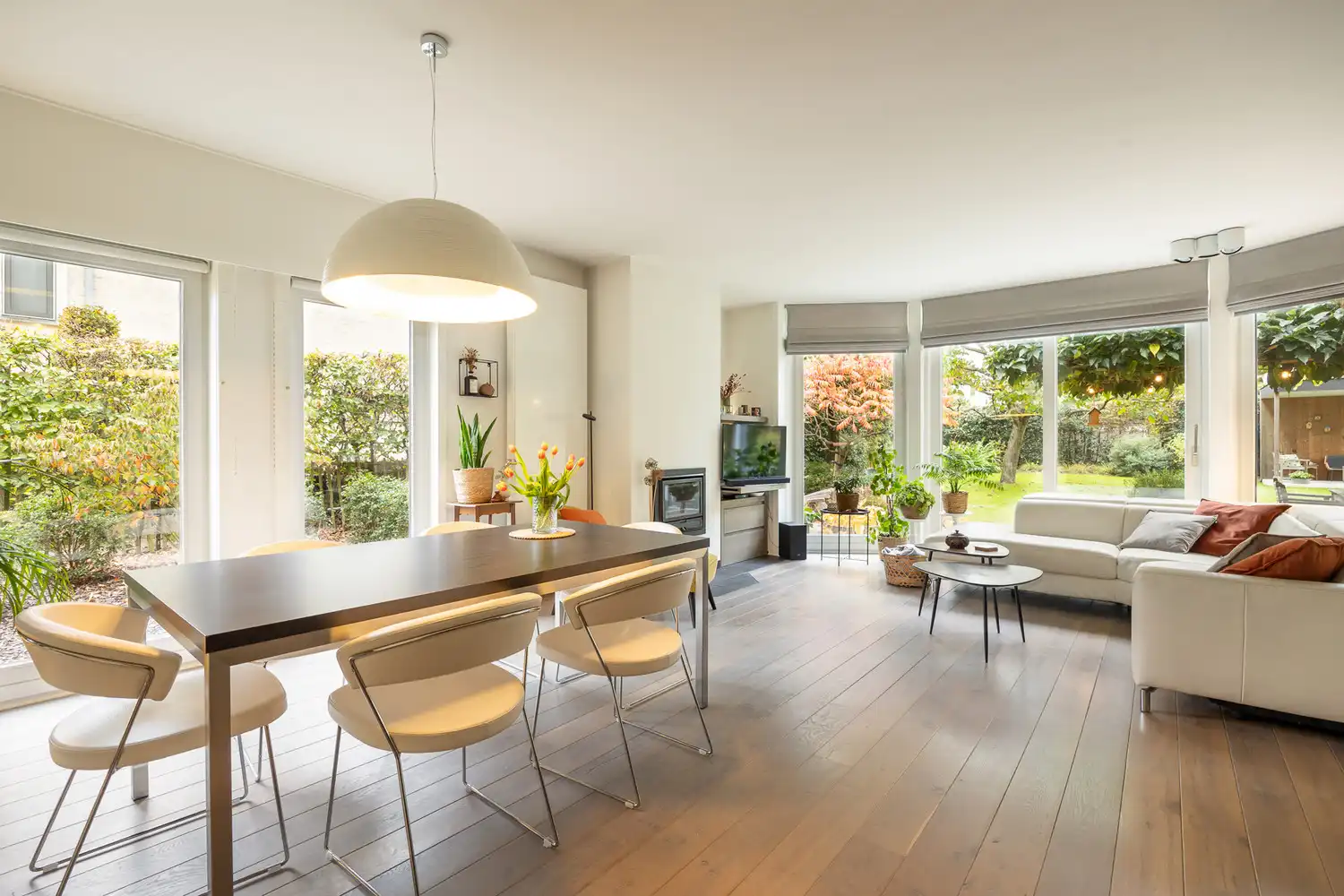 Instapklare villa met 4 slk's en charmante tuin (EPC 144) foto 2