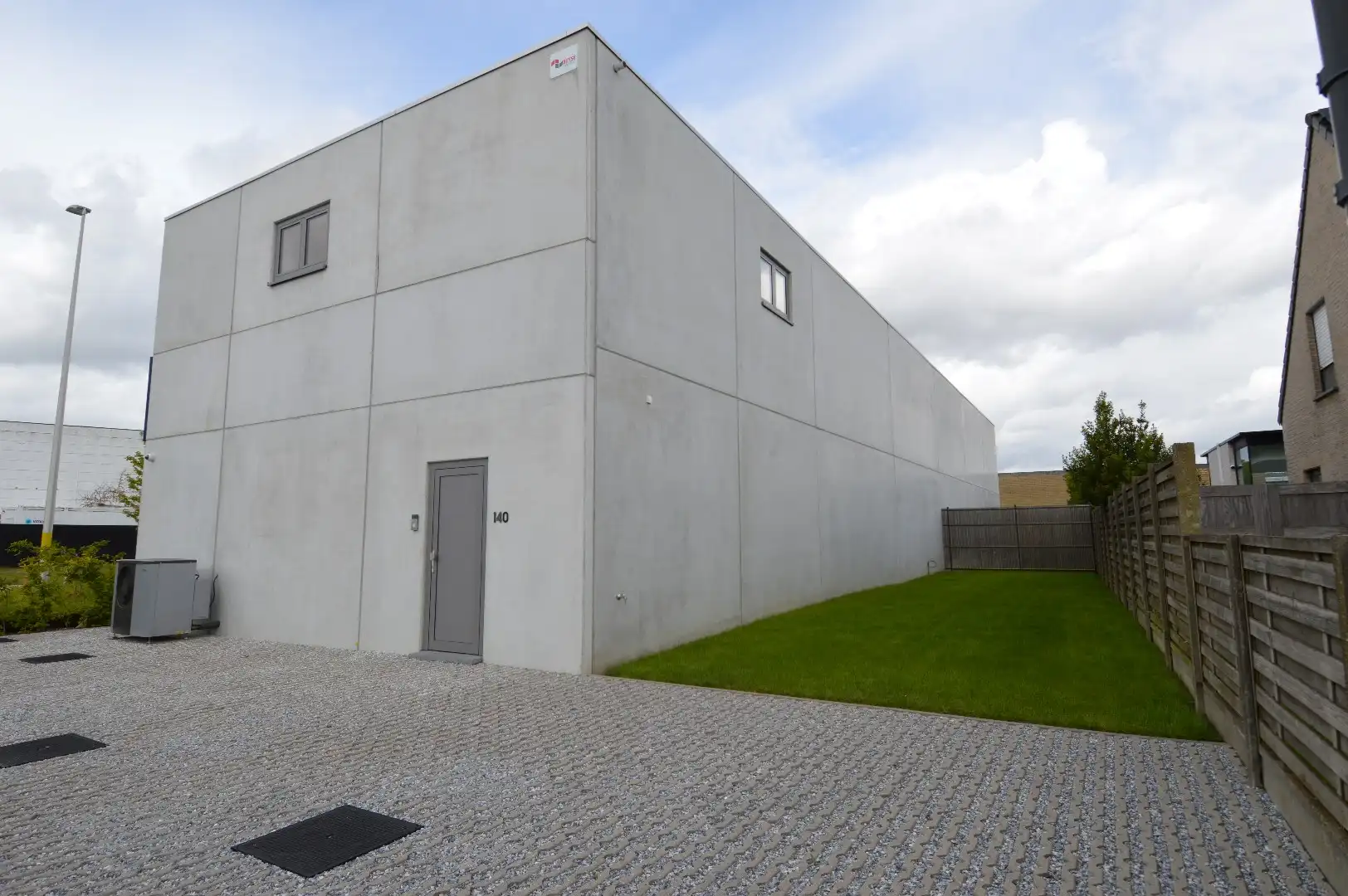Nieuwbouw appartement met tuin en oprit in Harelbeke foto 11