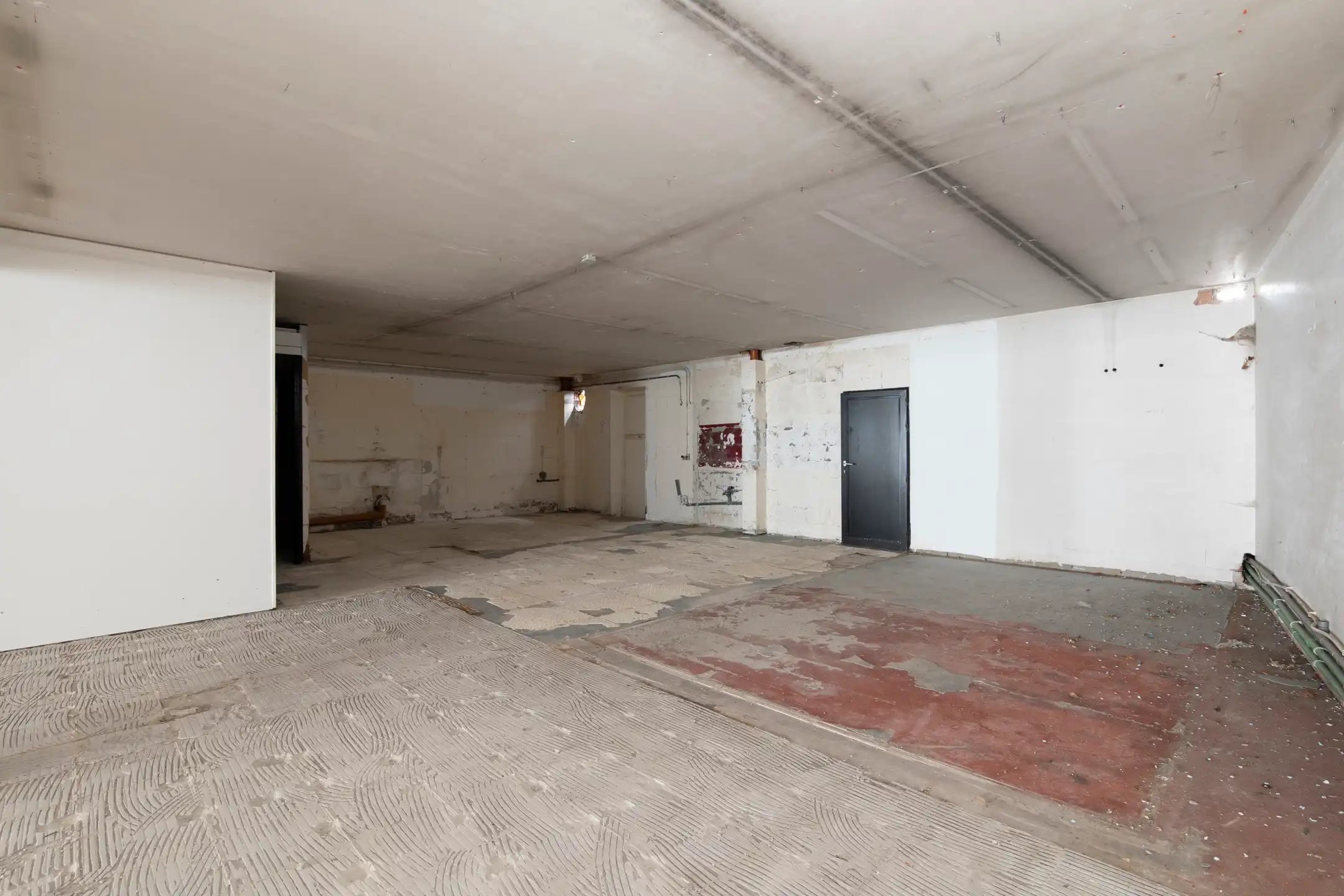 TE KOOP: Commerciële ruimte / kantoorruimte foto 11