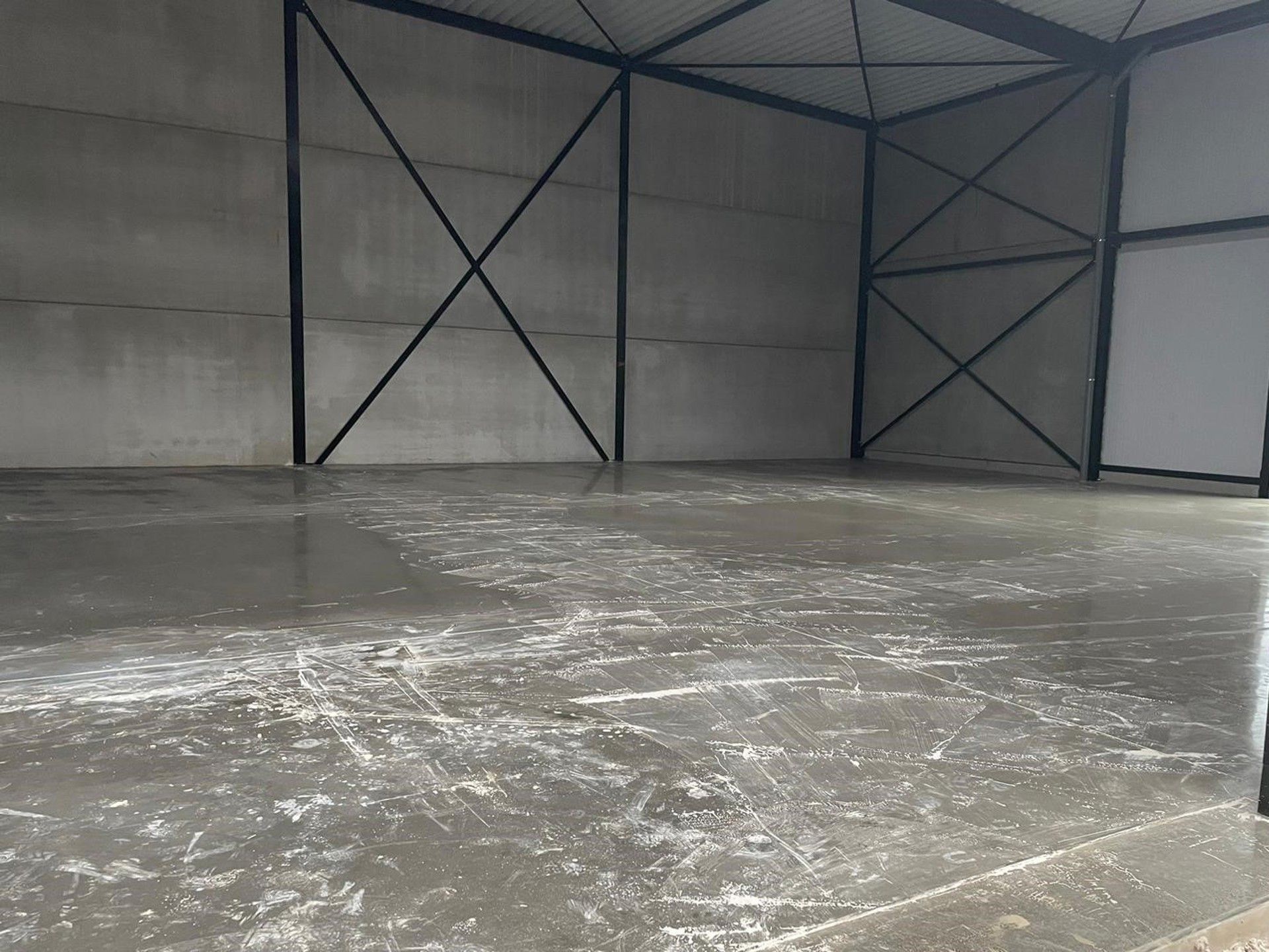 Magazijn Unit 18 te huur foto 3