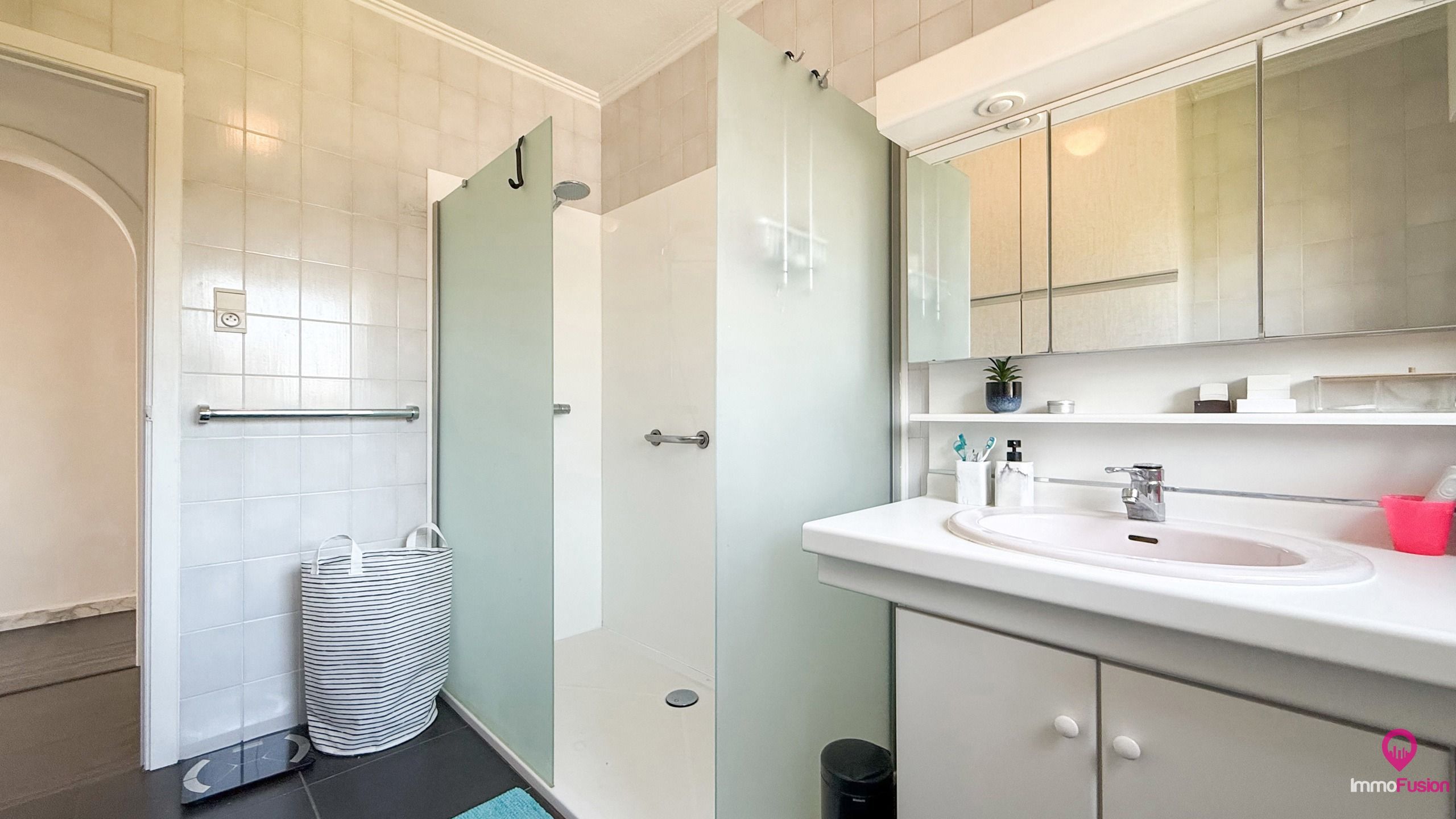 Open woning met bijgebouw van 60m² en 3 slpks op 8a36ca! foto 17