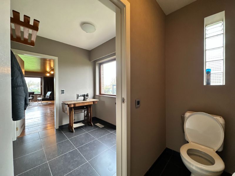 Ruime woning met 3 slaapkamers, garage en tuin – rustige ligging foto 14