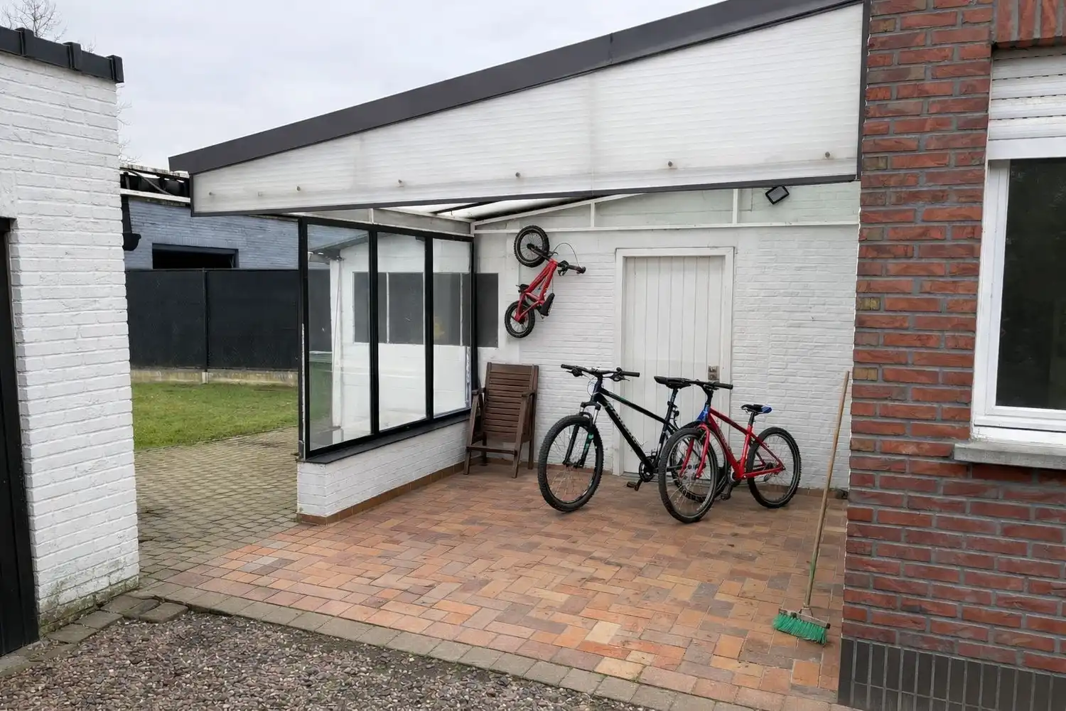 Gezinswoning, 3 slaapkamers, nieuwe keuken en badkamer op perceel van 510m² foto 14