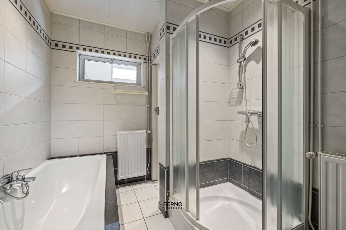 Instapklare laagbouwwoning in groene, rustige omgeving foto 16