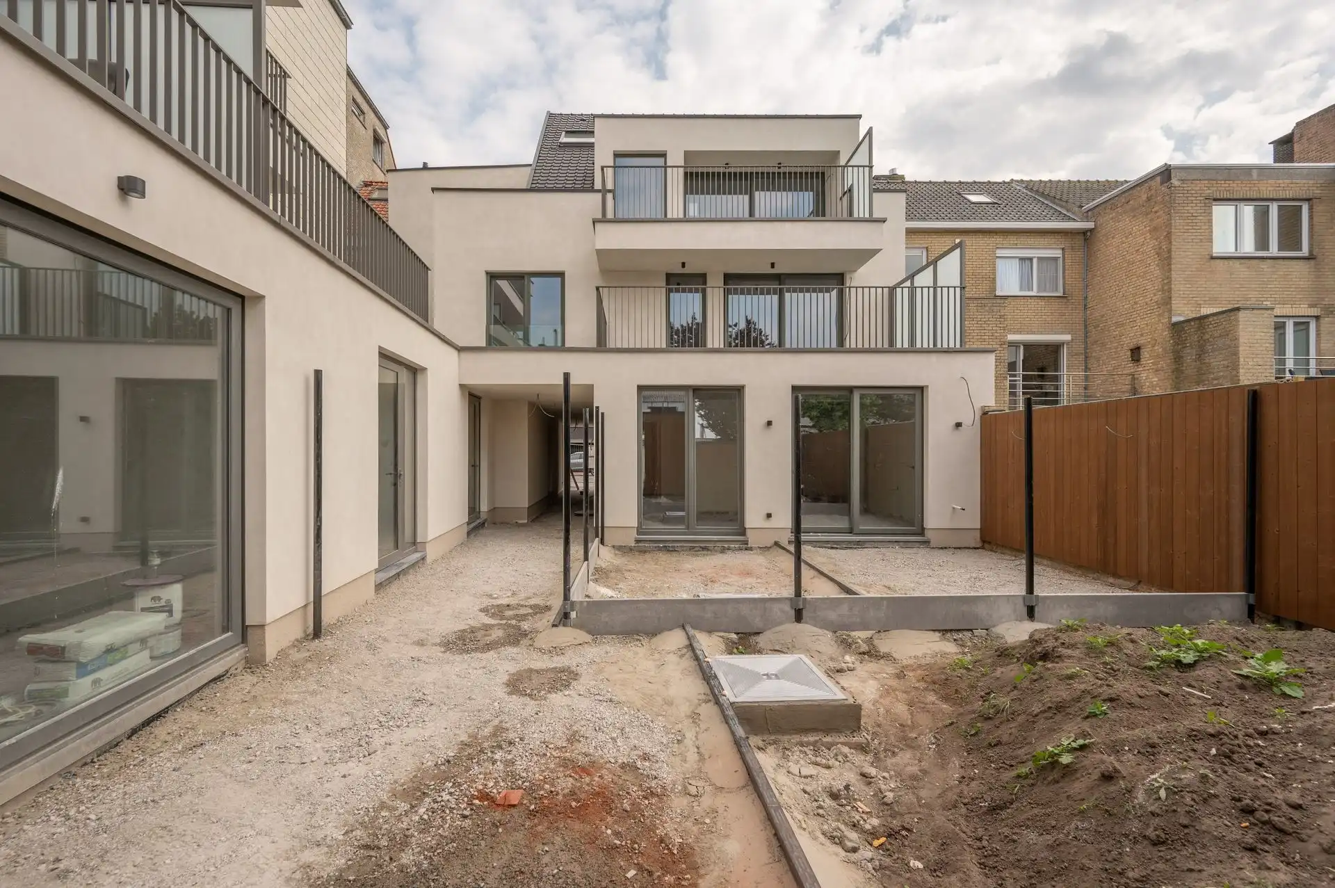 2 Slaapkamer appartement met een ruime tuin foto 5