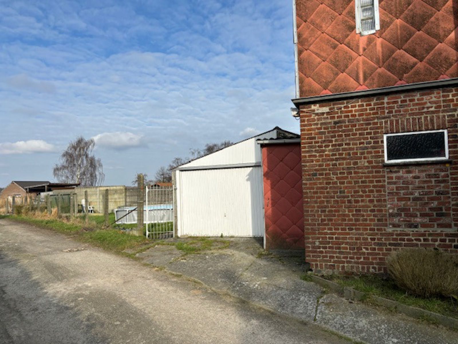 Hoekwoning met tuin en garage foto 4
