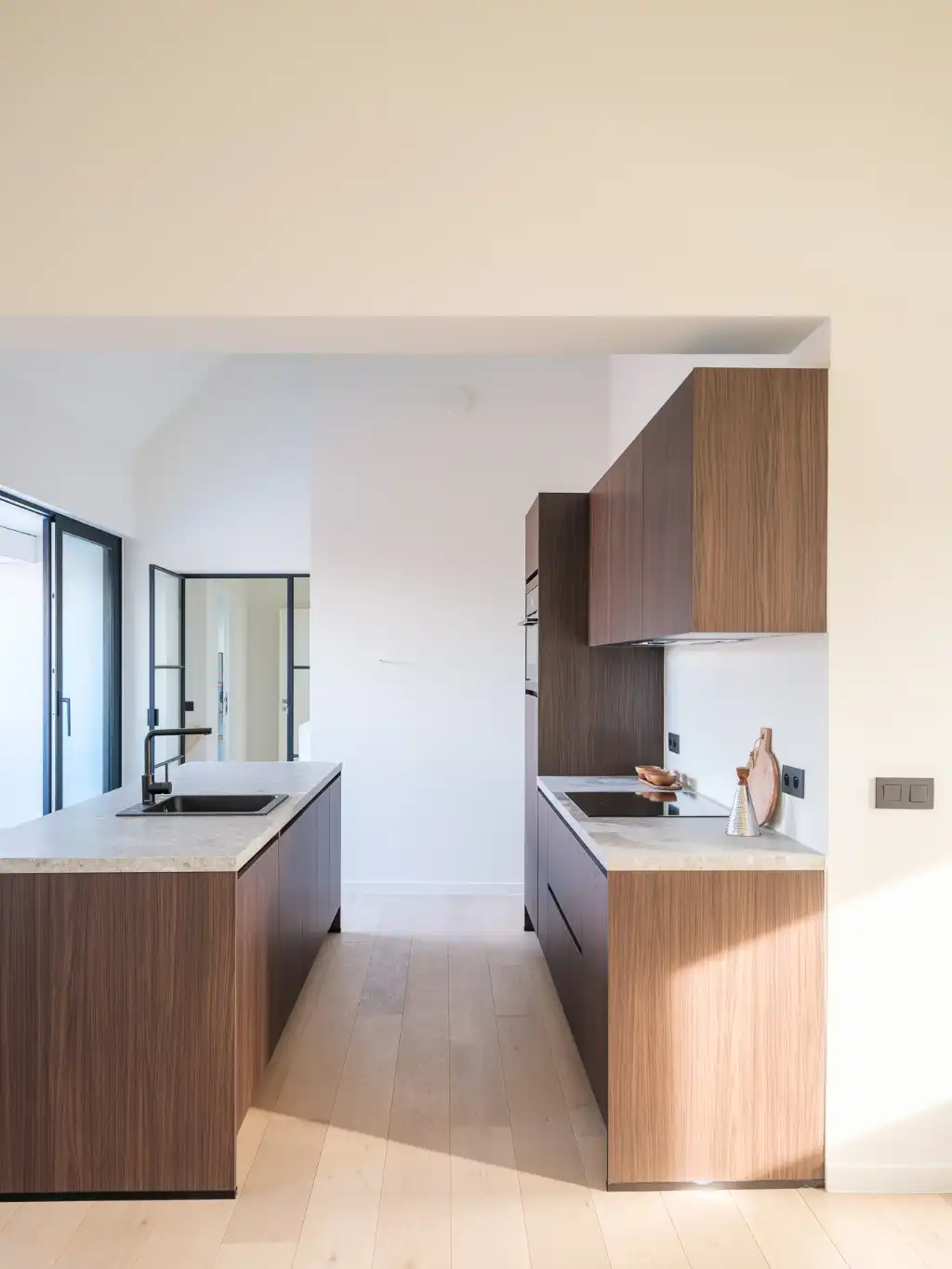 Gerenoveerde penthouse met 2 slaapkamers en terras nabij Portus Ganda foto 5