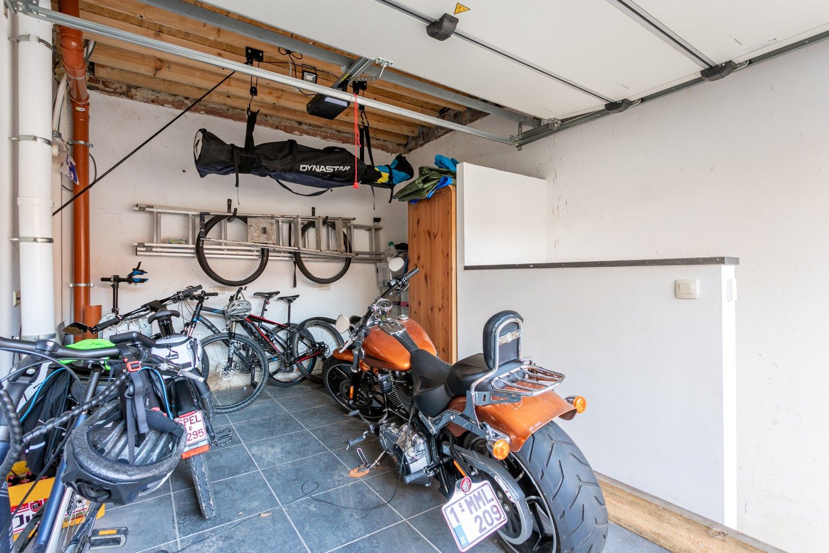 Ruime woning met 5 slpk en 3 badkamers foto 25