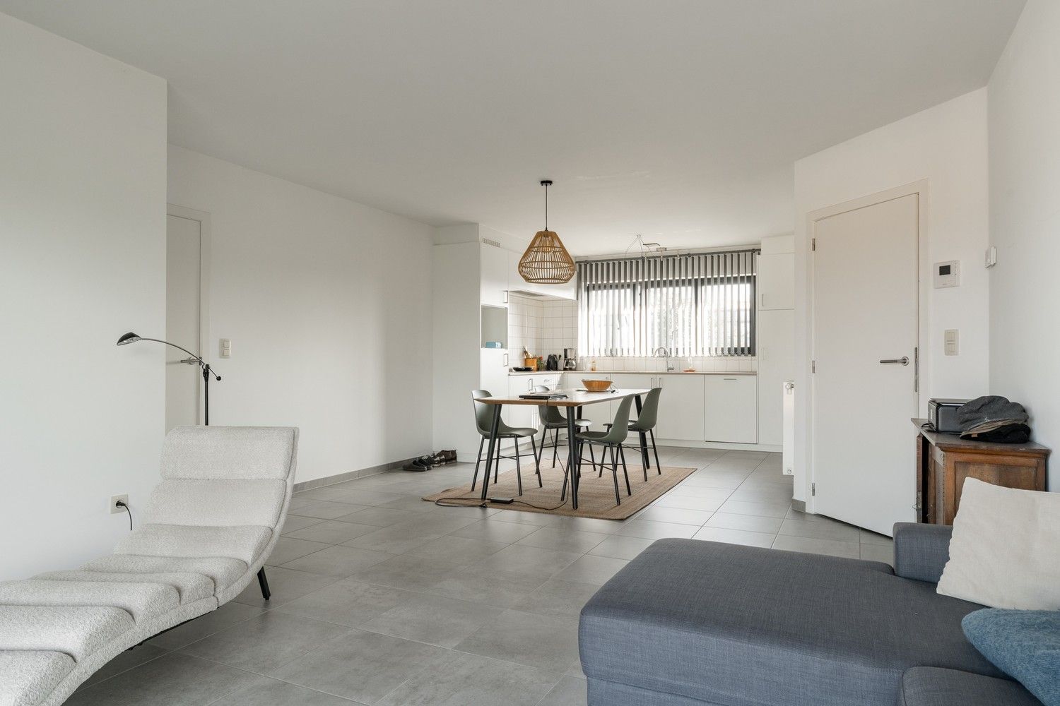 Modern en lichtrijk appartement met groot terras – Ringlaan, Overpelt foto 6