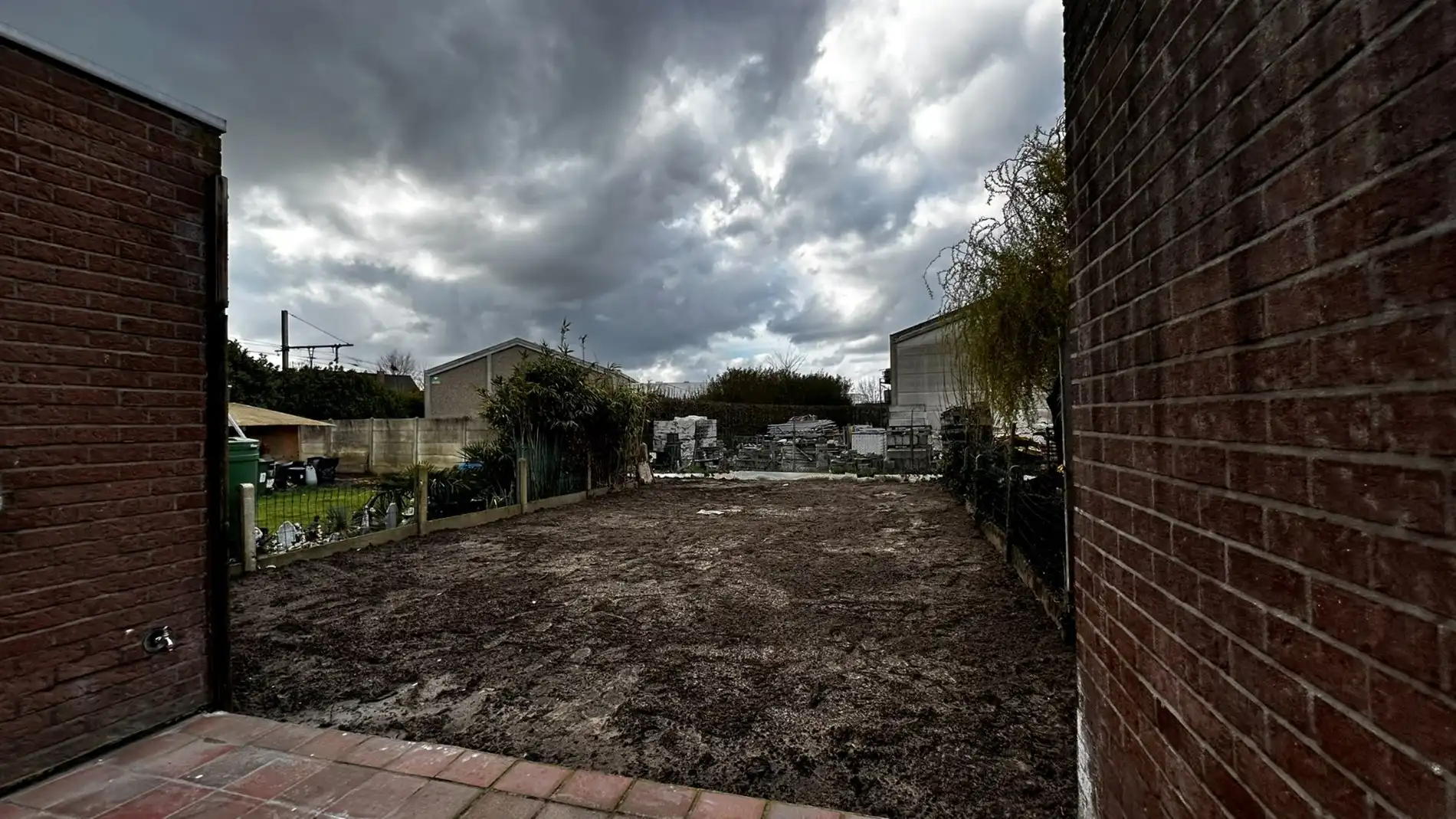 Gerenoveerde rijwoning te huur in Zele foto 13