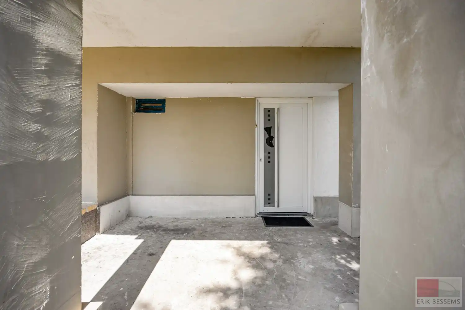 Op te frissen, vrijstaande woning met veel potentieel op royaal perceel van 1080 m², deze te moderniseren woning combineert een bewoonbare oppervlakte van 199 m² foto 30