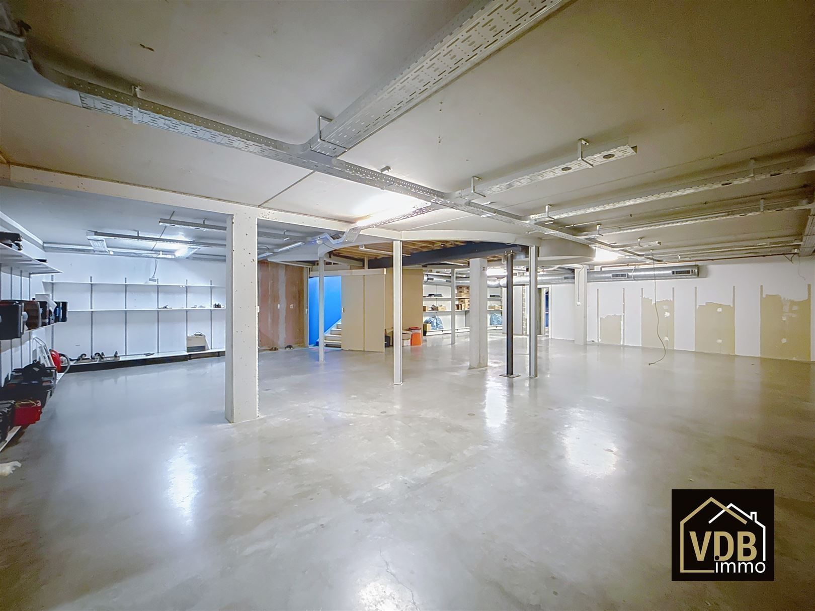 Commercieel pand op TOP locatie foto 29