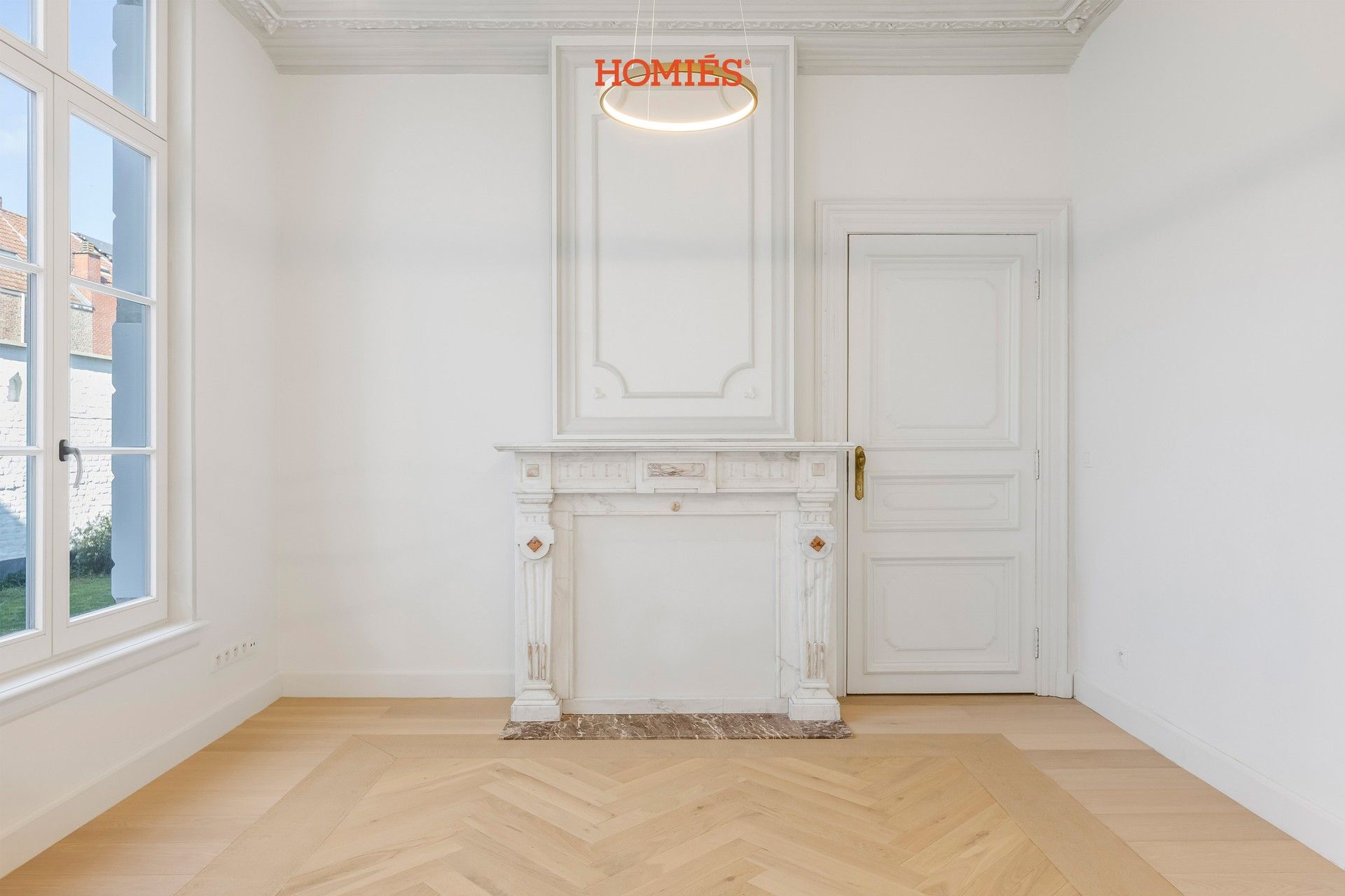 Exclusief historisch pand, met vier luxueuze appartementen foto 10