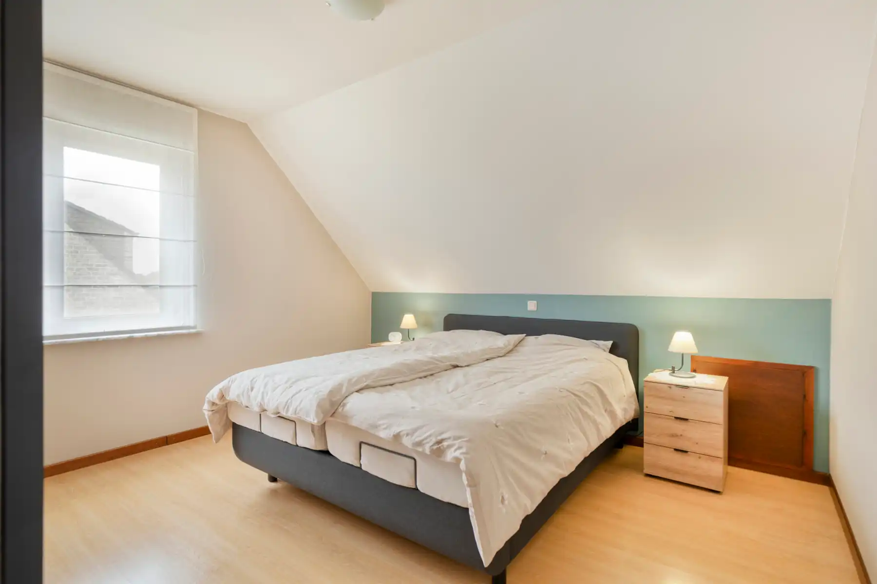Rustig en goed gelegen driegevelwoning met 3 slaapkamers foto 19