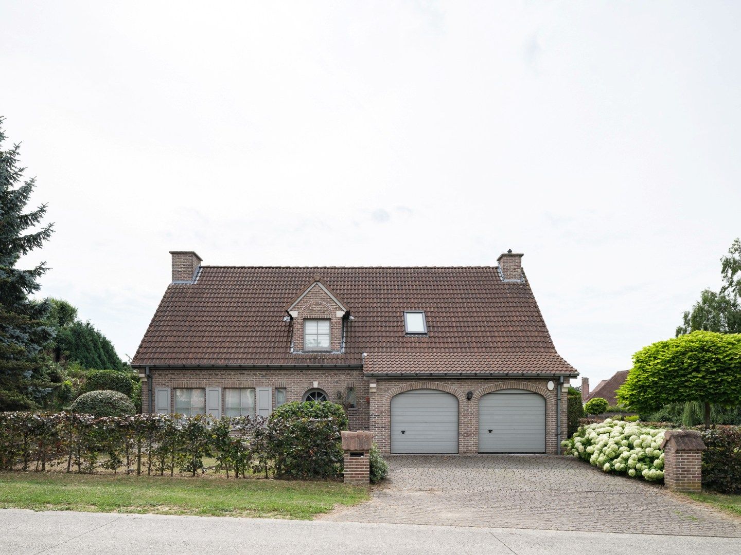 🔑 Instapklaar wonen in het hart van Laarne — stijlvol, ruim en perfect gelegen foto 24