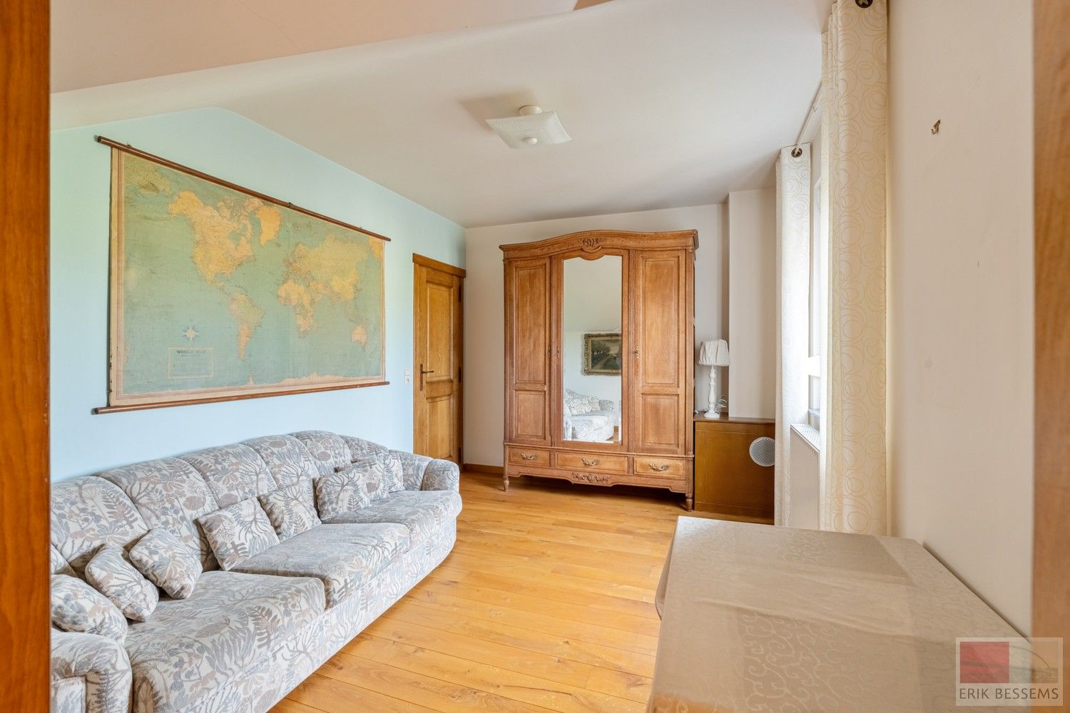 Landhuis met vrij uitzicht,  5 slaapkamers, 2 badkamers, woonkamer, eetkamer/keuken. Woonopp. 277m2 gebruiksopp. 441m2, Perceelopp. 4170m2 foto 35