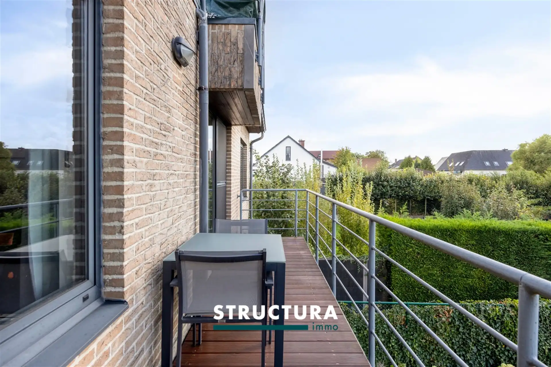 Instapklaar appartement in hartje Brussegem foto 9