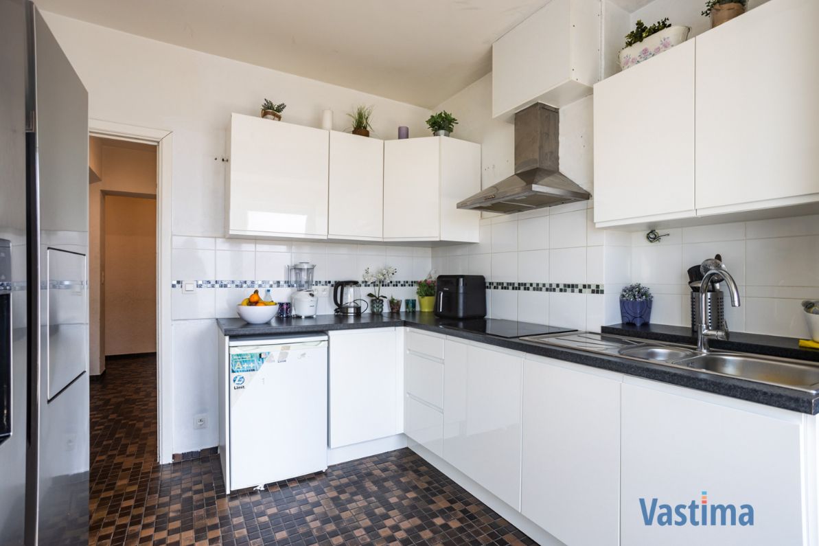Appartement met 3 slaapkamers en terras in hartje Aalst foto 8