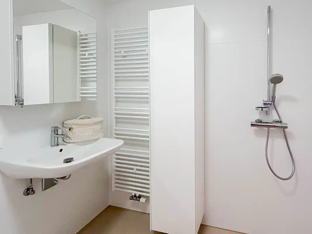 Serviceflat met één slaapkamer foto 9