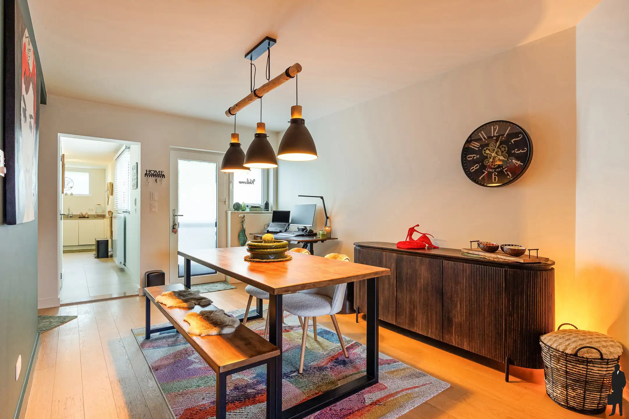 Instapklaar triplex appartement op toplocatie in Sint-Niklaas foto 4