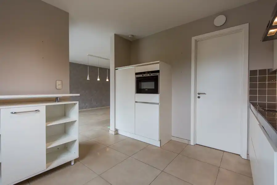 Instapklaar appartement van 107 m² in centrum Diepenbeek. foto 11