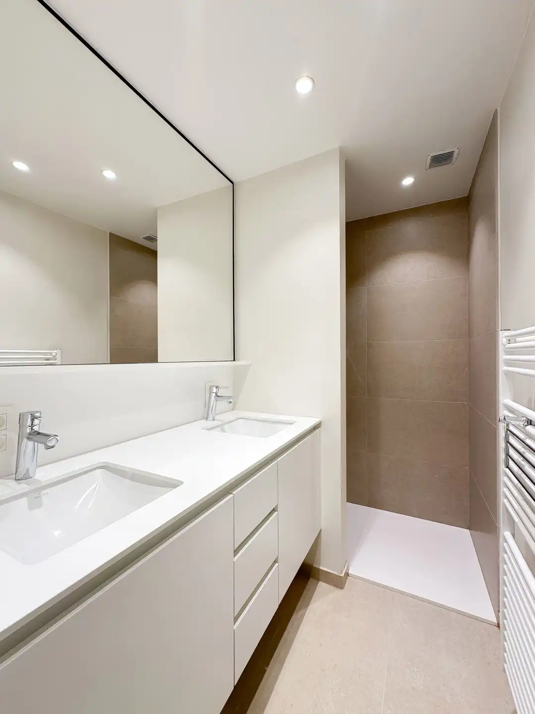 Gelijkvloers HOEKAPPARTEMENT, zonnig terras, te DUINENWATER foto 22